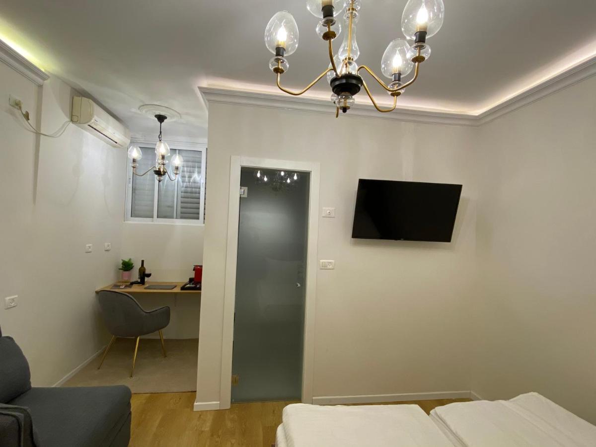 Rothschild Room Petach Tikva Dış mekan fotoğraf